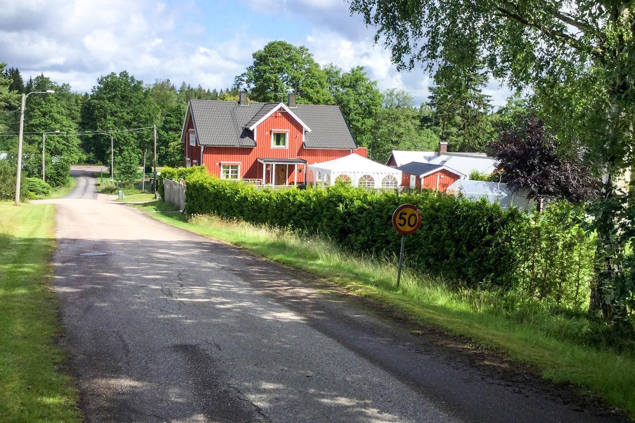 Yaberg Affaren Bed & Breakfast Hyltebruk Buitenkant foto
