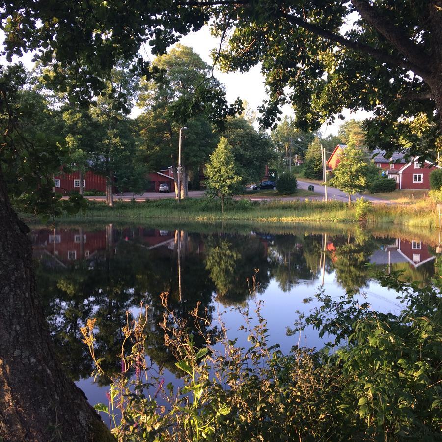 Yaberg Affaren Bed & Breakfast Hyltebruk Buitenkant foto